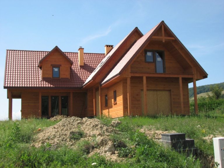 Dom drewniany całoroczny